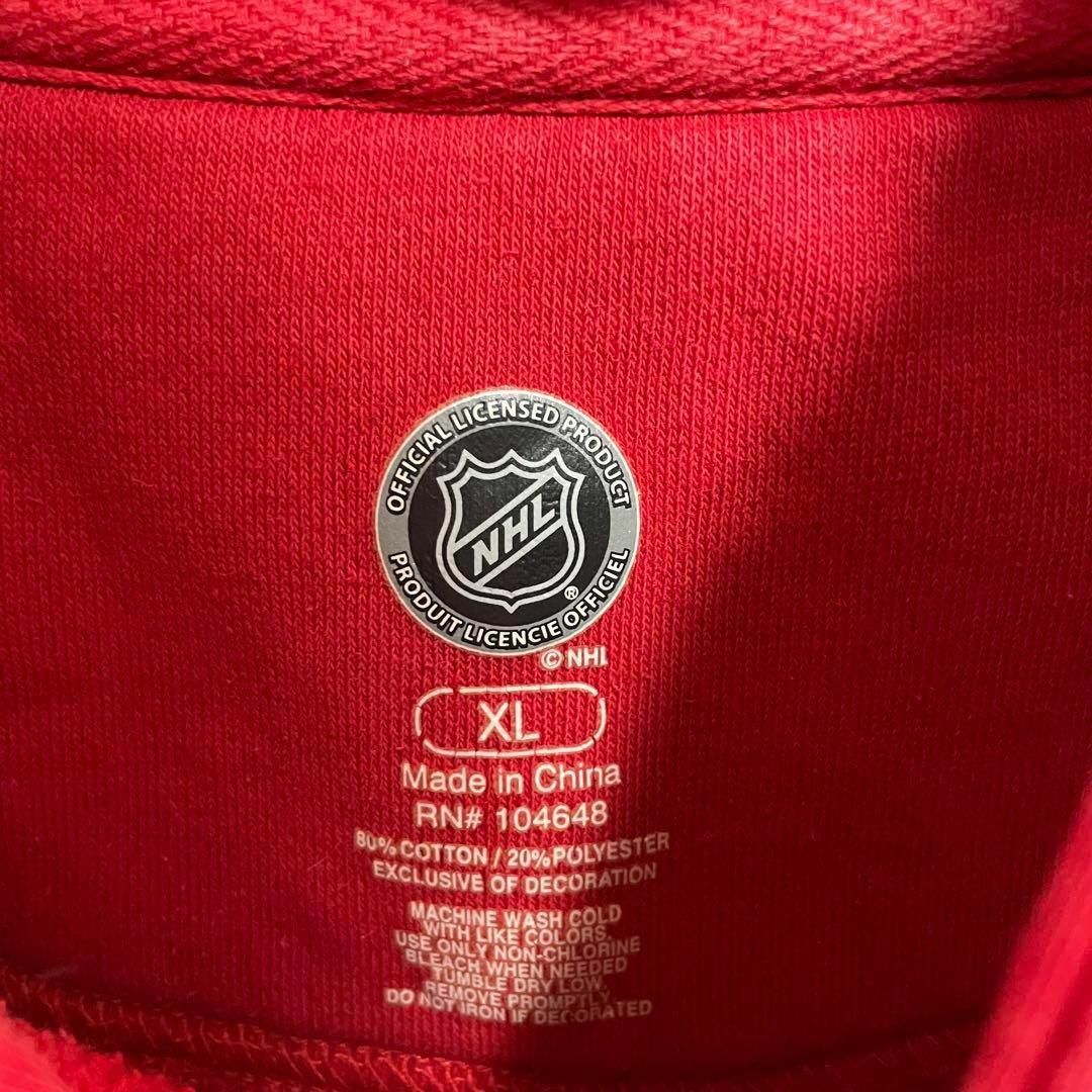 7221/US古着 NHLレッドウィングス チーム刺繍ロゴ パーカープルオーバー メンズのトップス(パーカー)の商品写真