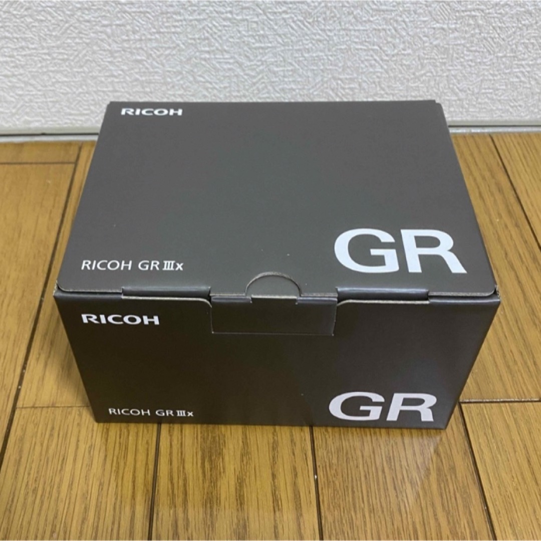 RICOH(リコー)の新品未使用　RICOH GR Ⅲx Ⅲ x スマホ/家電/カメラのカメラ(コンパクトデジタルカメラ)の商品写真