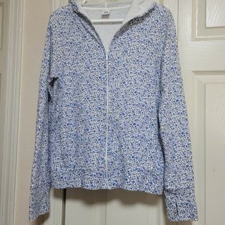 ユニクロ(UNIQLO)のmm cafe様専用  UNIQLO  LIBERTY  フルジップパーカー(パーカー)