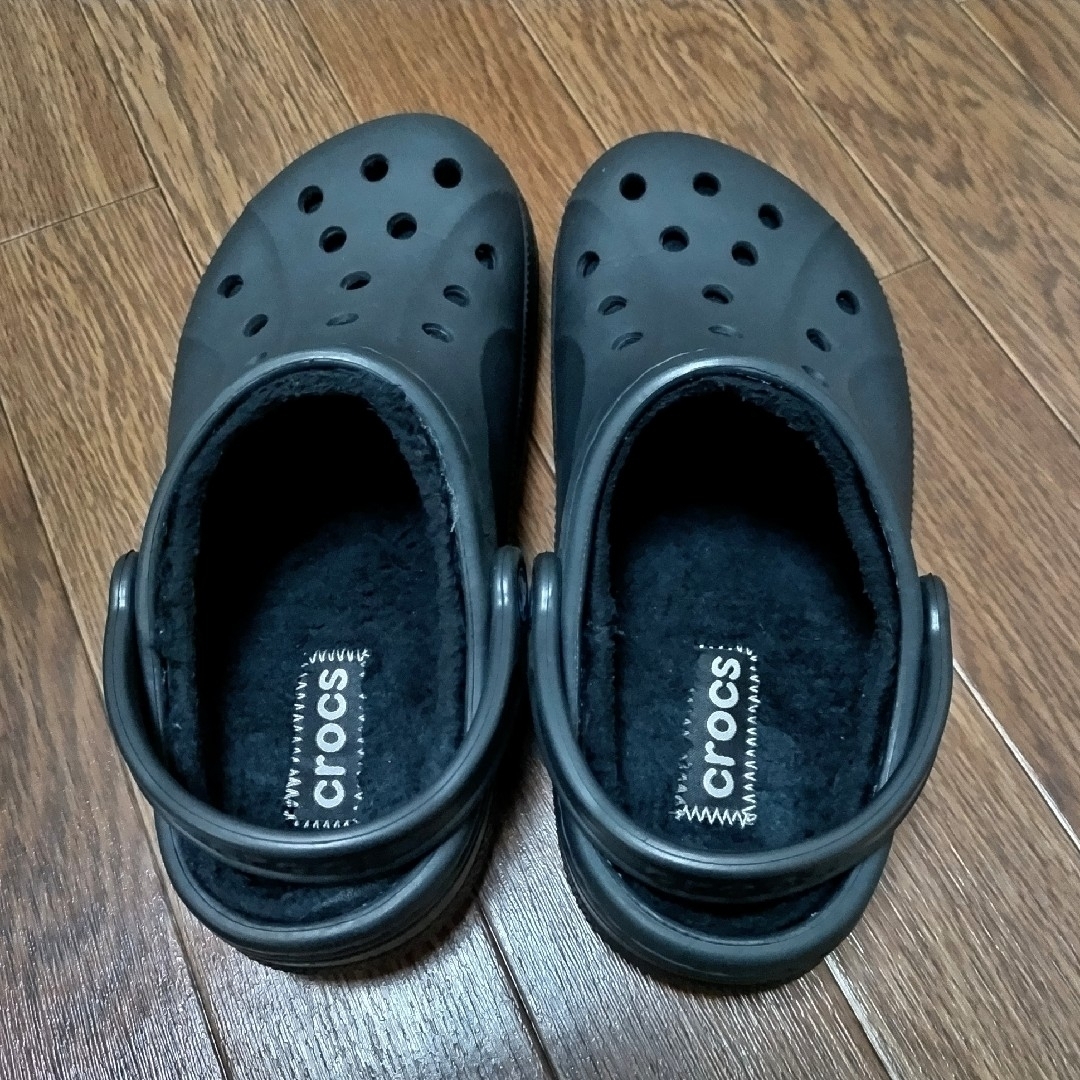 crocs(クロックス)のCrocs Lined Clog M4/W6 BLACK レディースの靴/シューズ(サンダル)の商品写真