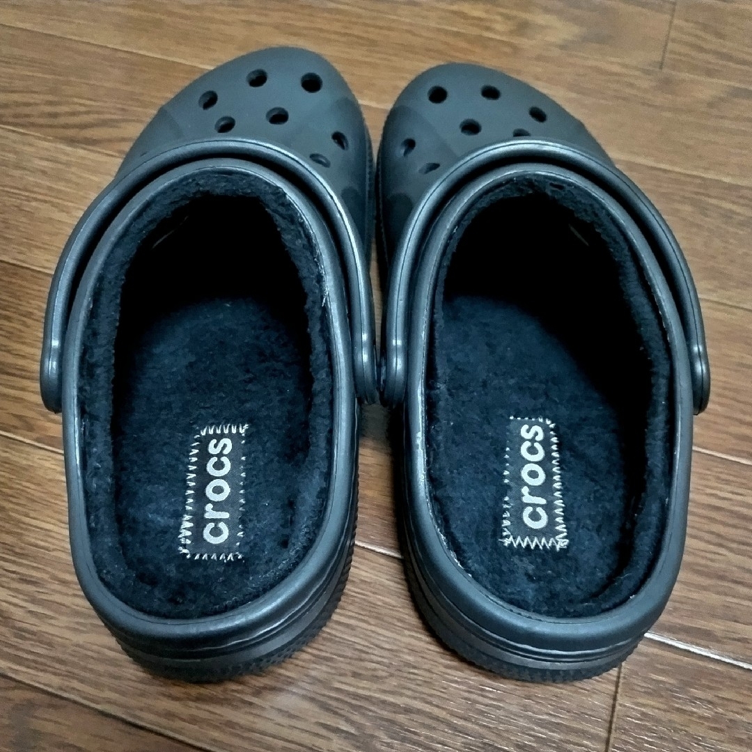 crocs(クロックス)のCrocs Lined Clog M4/W6 BLACK レディースの靴/シューズ(サンダル)の商品写真