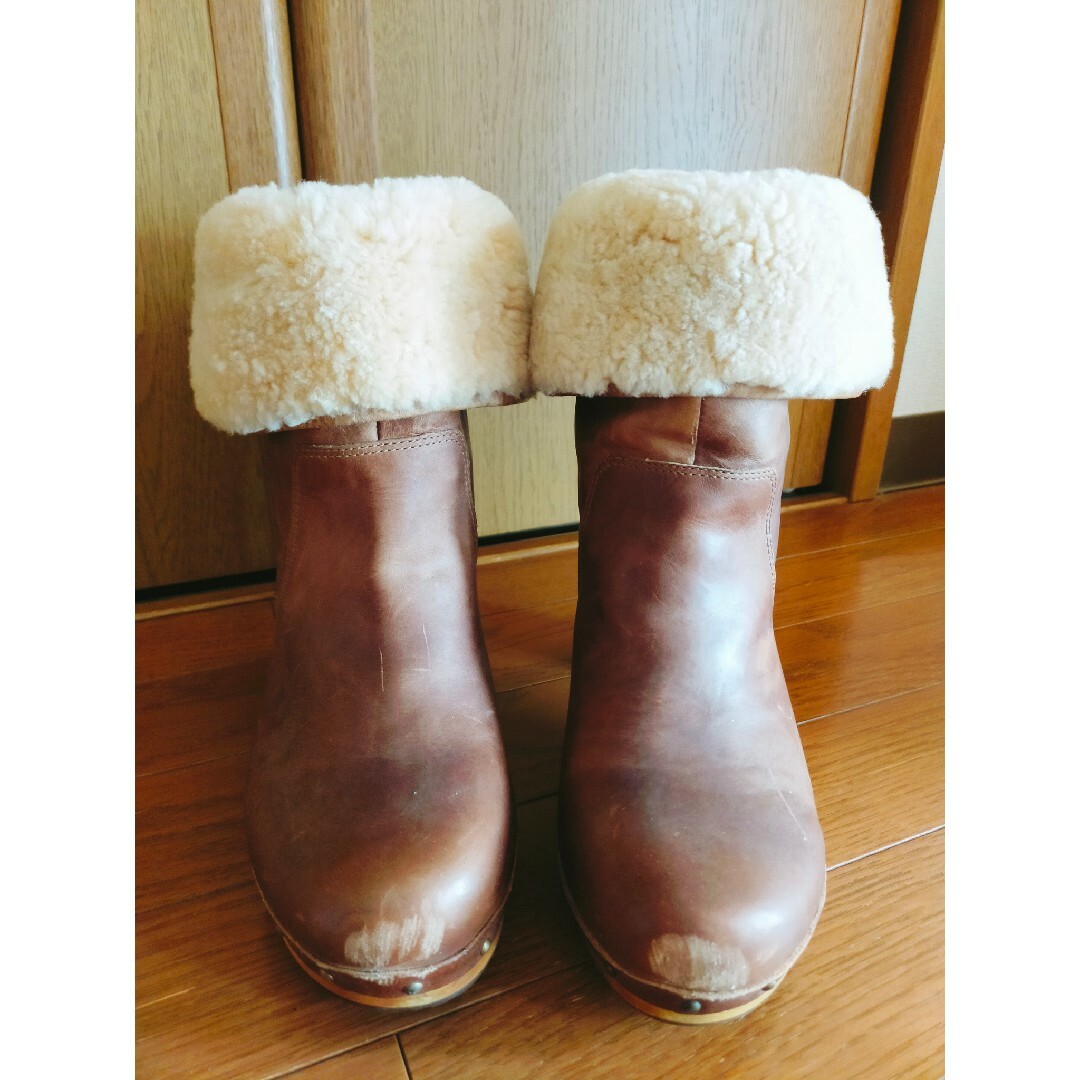 UGG(アグ)のUGG アグ　2way　ボア　ブーツ レディースの靴/シューズ(ブーツ)の商品写真