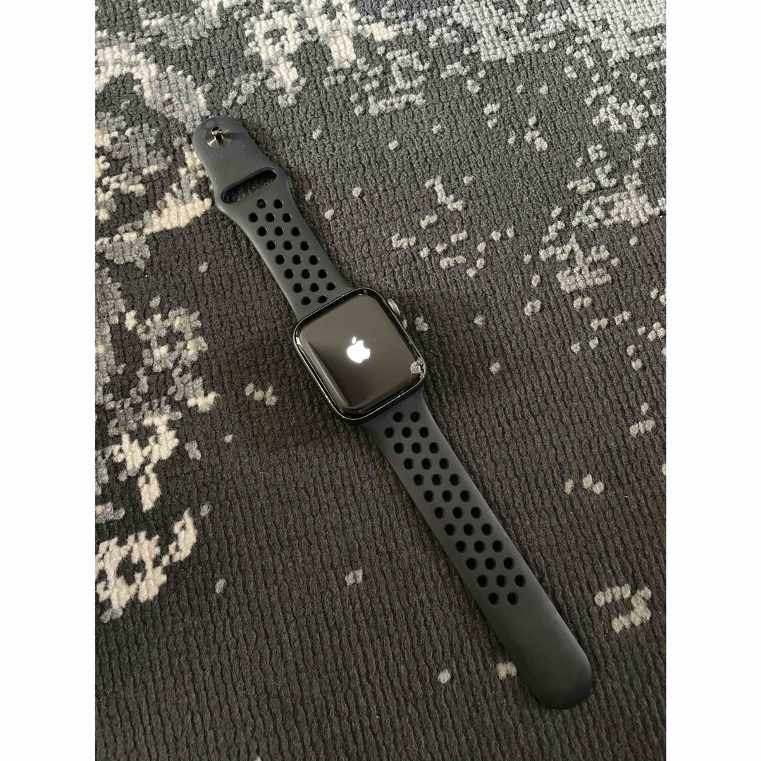 Apple Watch Series 4 Nike+ グレイアルミニウム アンス