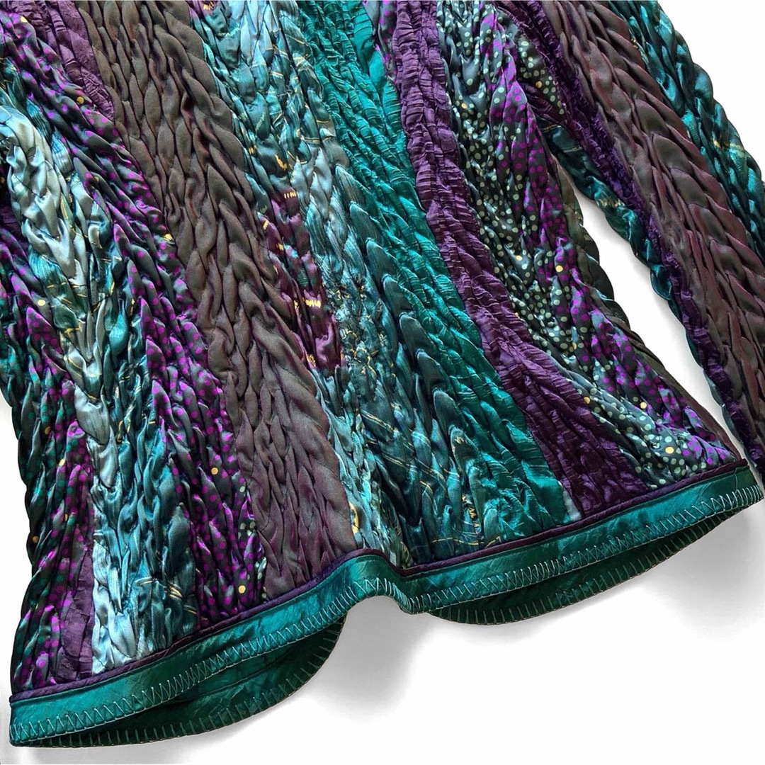 DESIGUAL(デシグアル)の美品 ヴィンテージ ノーカラージャケット ブラウス グリーン パープル 緑 紫 レディースのジャケット/アウター(ノーカラージャケット)の商品写真
