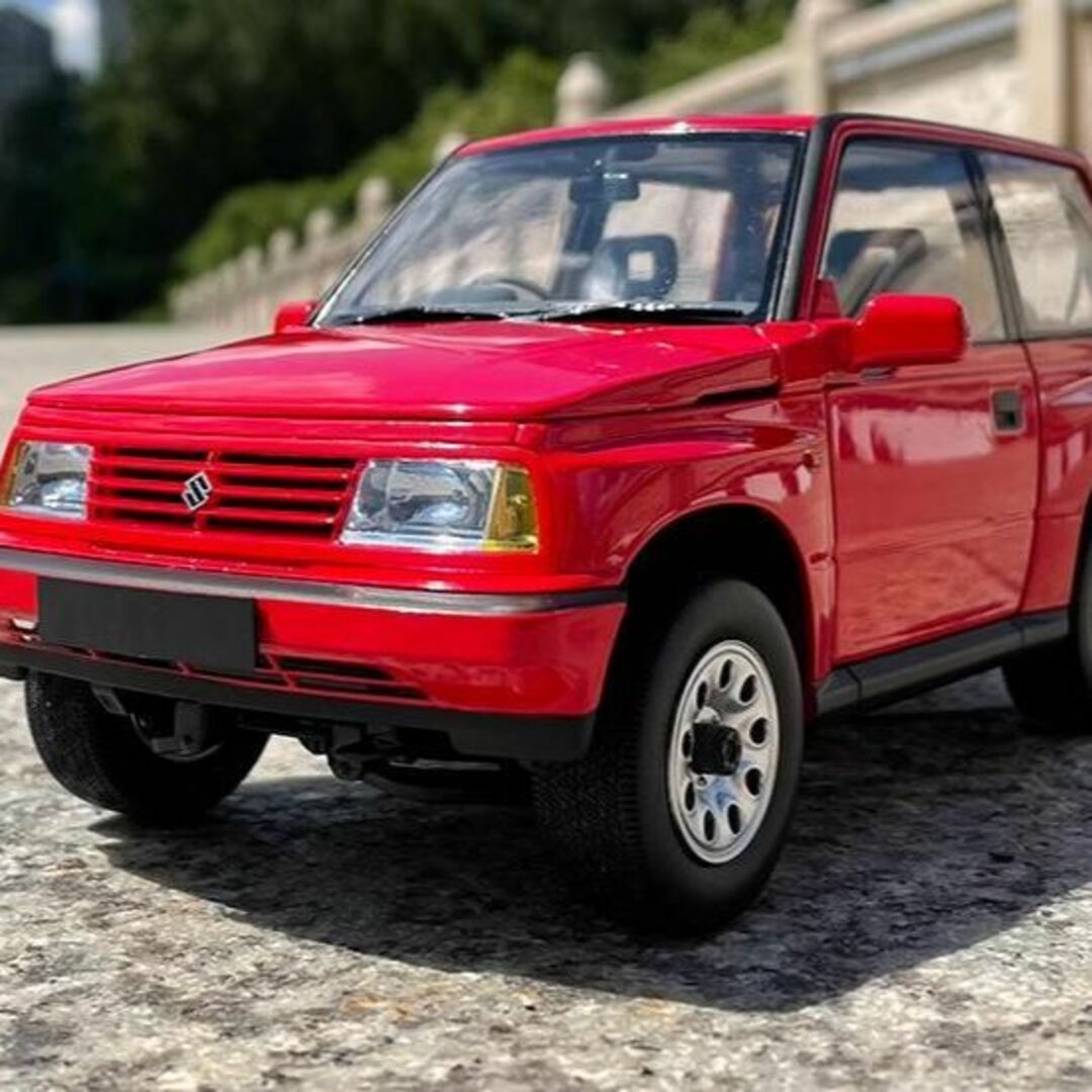 エンタメ/ホビーミニカー 1/18 スズキ Vitara エスクード 初代 レッド