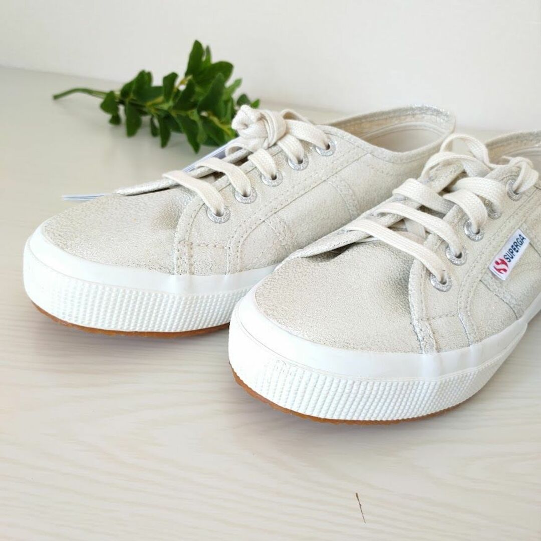 SUPERGA(スペルガ)の新品⭐SUPERGA ラメスニーカー 24.5～25cm レディーススニーカー レディースの靴/シューズ(スニーカー)の商品写真