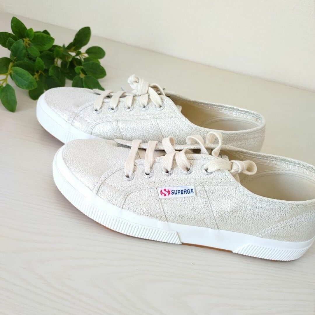 SUPERGA(スペルガ)の新品⭐SUPERGA ラメスニーカー 24.5～25cm レディーススニーカー レディースの靴/シューズ(スニーカー)の商品写真