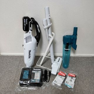 美品　makita  マキタCL107FD 充電式クリーナ ハンディ