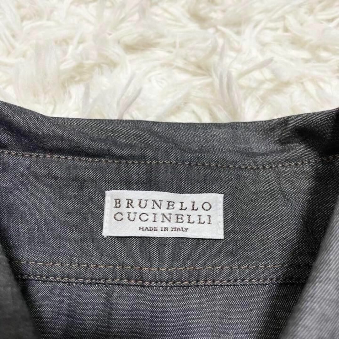 BRUNELLO CUCINELLI(ブルネロクチネリ)の新品同様 BRUNELLO CUCINELLI モニーレ ネクタイコットンシャツ レディースのトップス(シャツ/ブラウス(長袖/七分))の商品写真