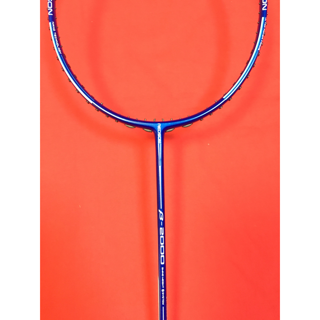 YONEX(ヨネックス)のRB β-2000（ベータ2000 4UG5) レッドソン スポーツ/アウトドアのスポーツ/アウトドア その他(バドミントン)の商品写真