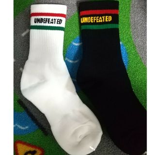 アンディフィーテッド(UNDEFEATED)のundefeated 靴下　ソックス(ソックス)