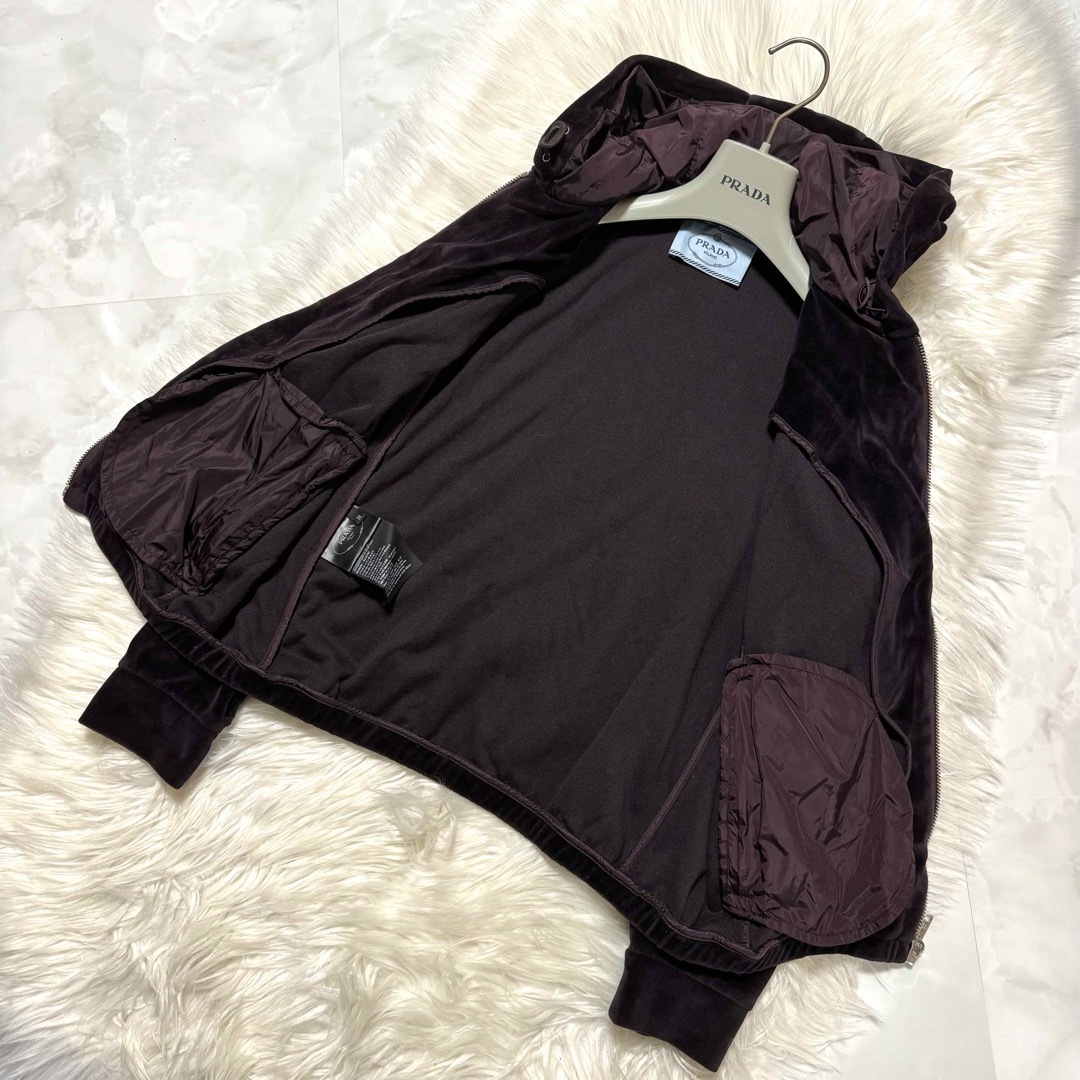 PRADA - 本物 美品 プラダ スポーツ ZIP UP ベロア セットアップ PRADA - 本物 美品 プラダ スポーツ ZIP UP ベロア セットアップ