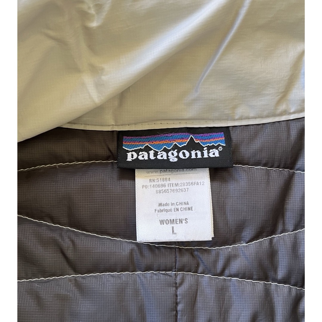 patagonia(パタゴニア)のpatagonia フィオナ キルティング ダウンコート レディース Lサイズ レディースのジャケット/アウター(ダウンコート)の商品写真