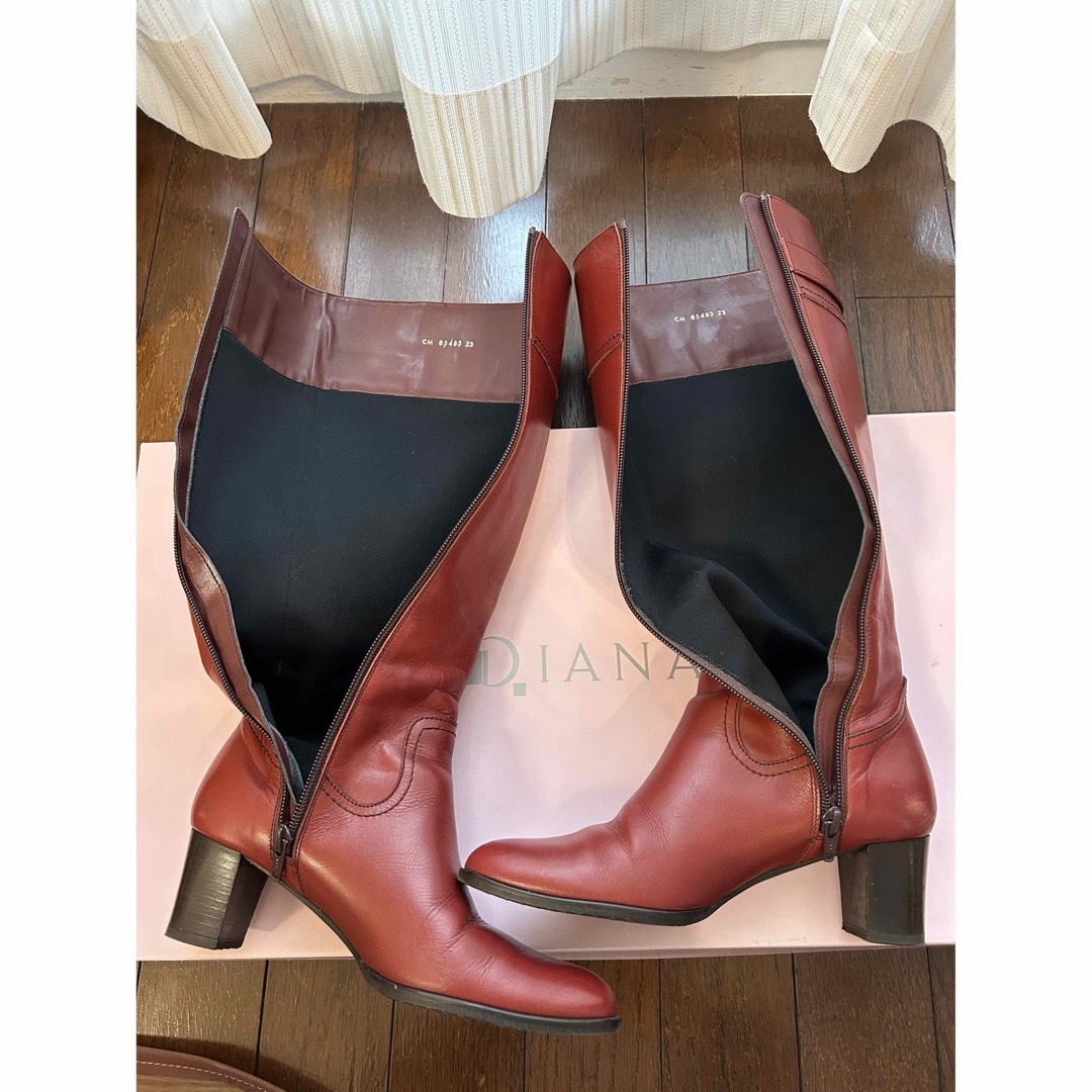 DIANA(ダイアナ)のダイアナ本革赤ロングブーツ レディースの靴/シューズ(ブーツ)の商品写真