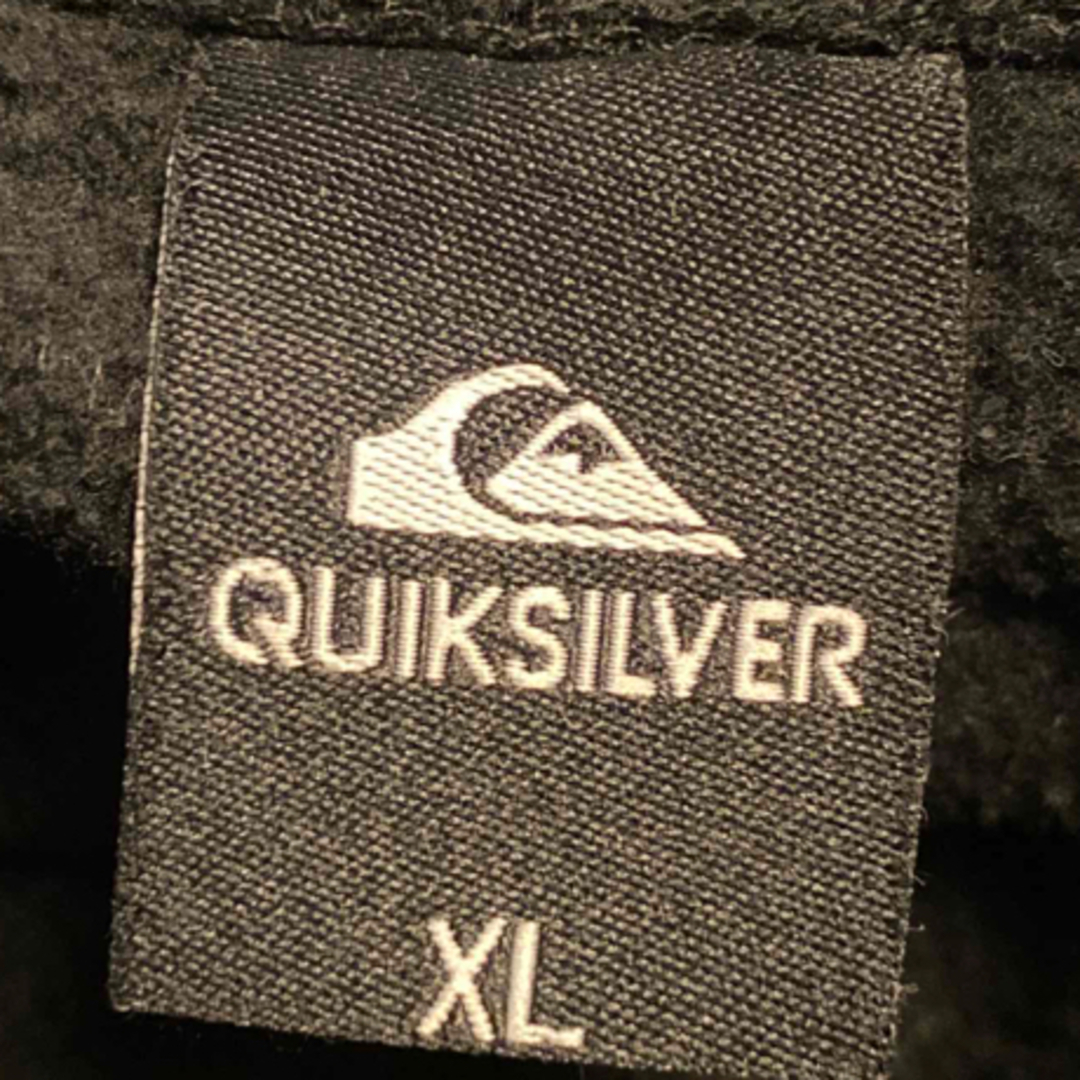 QUIKSILVER(クイックシルバー)の【中古】クイックシルバー パーカー XL 黒 メンズのトップス(パーカー)の商品写真