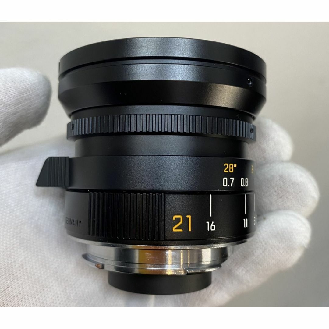 LEICA(ライカ)のLEICA Elmarit M21mm f2.8  ASPH. Black 箱 スマホ/家電/カメラのカメラ(レンズ(単焦点))の商品写真