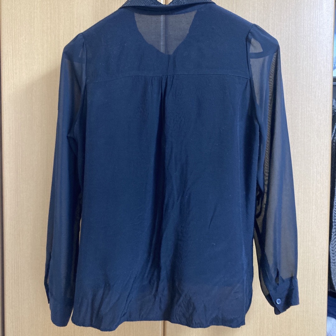 GU(ジーユー)のジーユー　レギュラーカラー　スタンドカラー　シャツ　ブラウス　2way レディースのトップス(シャツ/ブラウス(長袖/七分))の商品写真