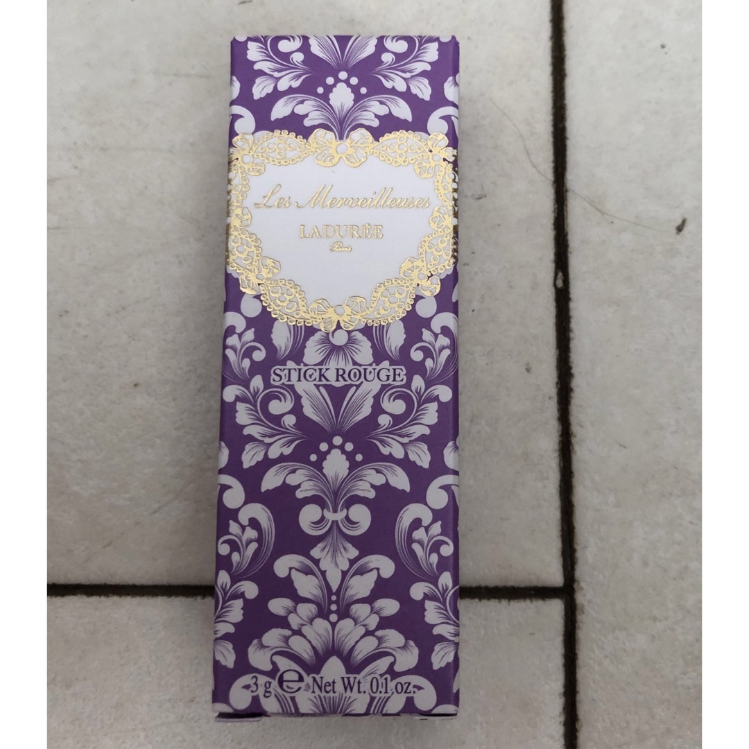 Les Merveilleuses LADUREE(レメルヴェイユーズラデュレ)のラデュレ　スティックルージュ102 新品＄ コスメ/美容のベースメイク/化粧品(口紅)の商品写真