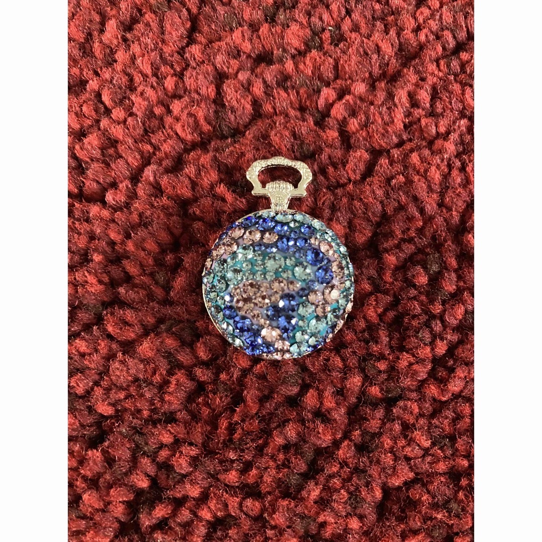 SWAROVSKI(スワロフスキー)のペンダントトップ ハンドメイドのアクセサリー(ネックレス)の商品写真