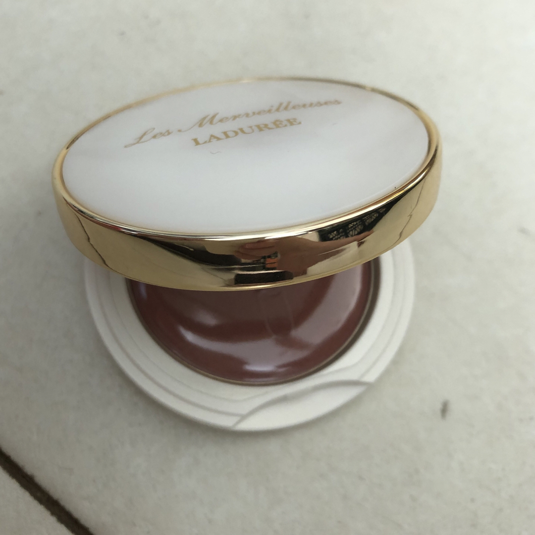 Les Merveilleuses LADUREE(レメルヴェイユーズラデュレ)のLes Merveilleuses LADUREEクリームブラッシュ06 新品＄ コスメ/美容のベースメイク/化粧品(チーク)の商品写真