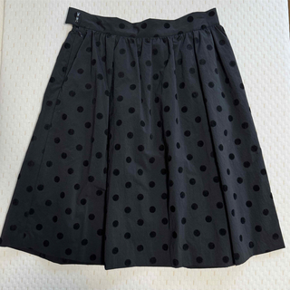 マルティニーク(martinique)のマルティニーク　ブラックポルカドットスカート　サイズ2(ひざ丈スカート)