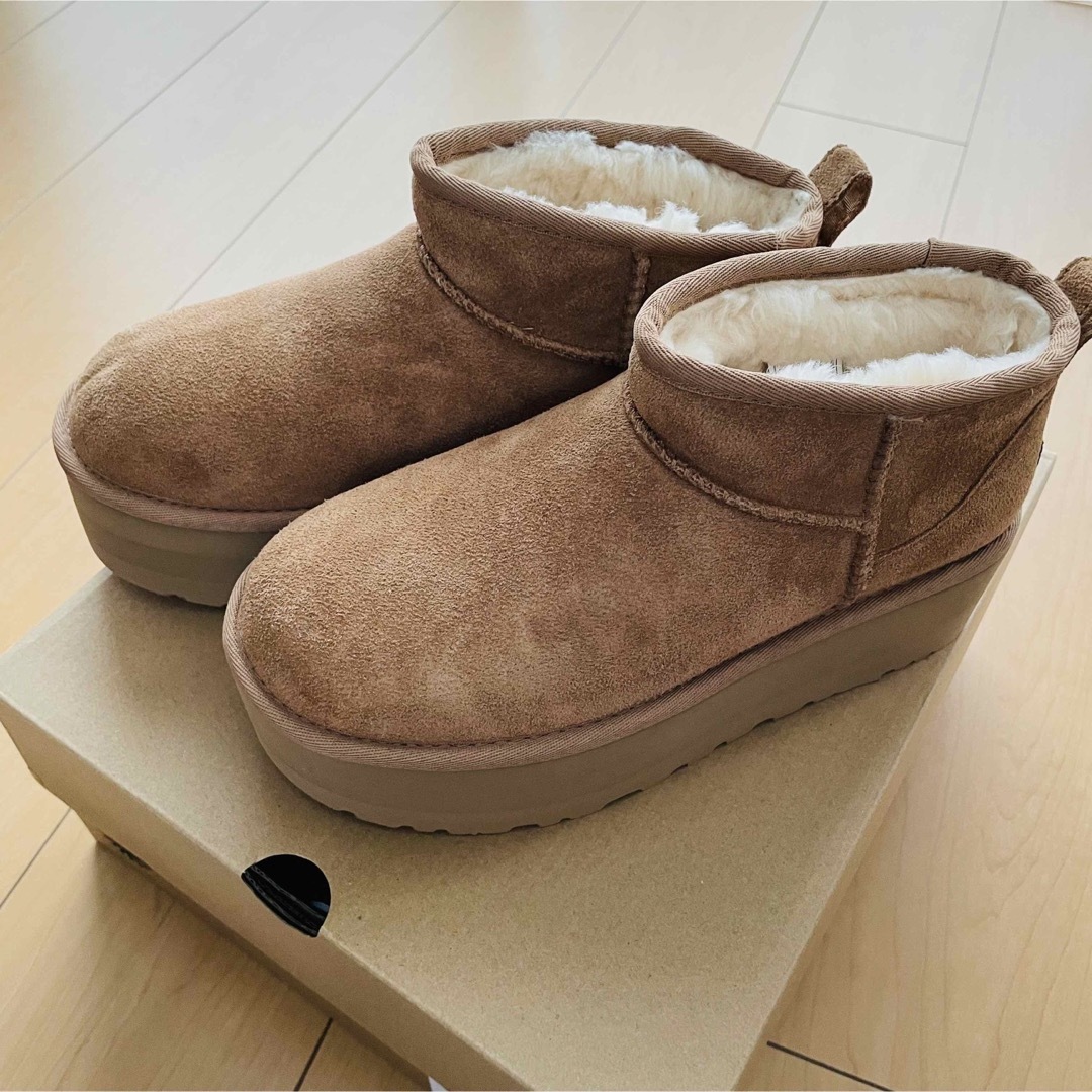 UGG - UGG クラシックウルトラミニプラットフォームの通販 by yun