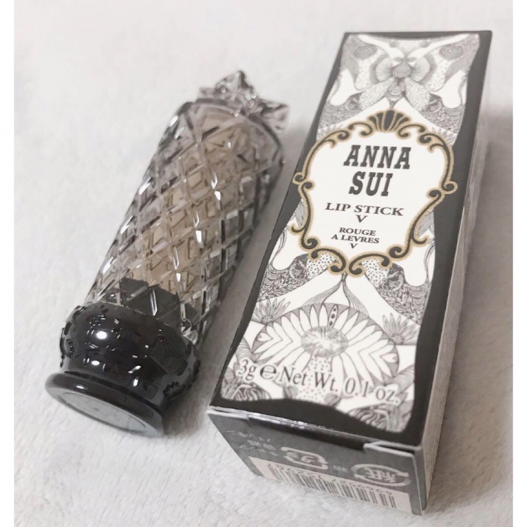 ANNA SUI(アナスイ)の【未使用】ANNA SUI  リップ スティック V 300 コスメ/美容のベースメイク/化粧品(口紅)の商品写真