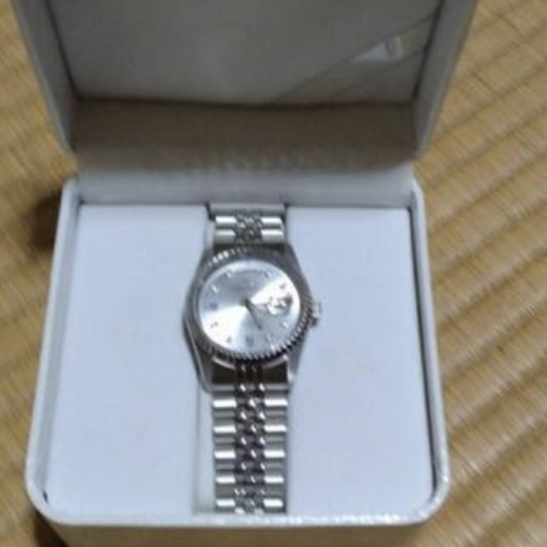 ドルチェセグレート　8Pデイデイト　10気圧防水 メンズの時計(腕時計(アナログ))の商品写真