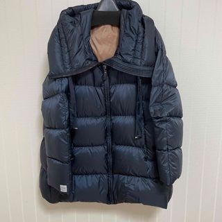 マックスマーラ(Max Mara)のマックスマーラ　キューブ　ネイビーダウンコート　サイズ40  美品(ダウンコート)