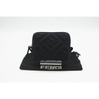 フェンディ(FENDI)のFENDI フェンディ ポーチ(ポーチ)