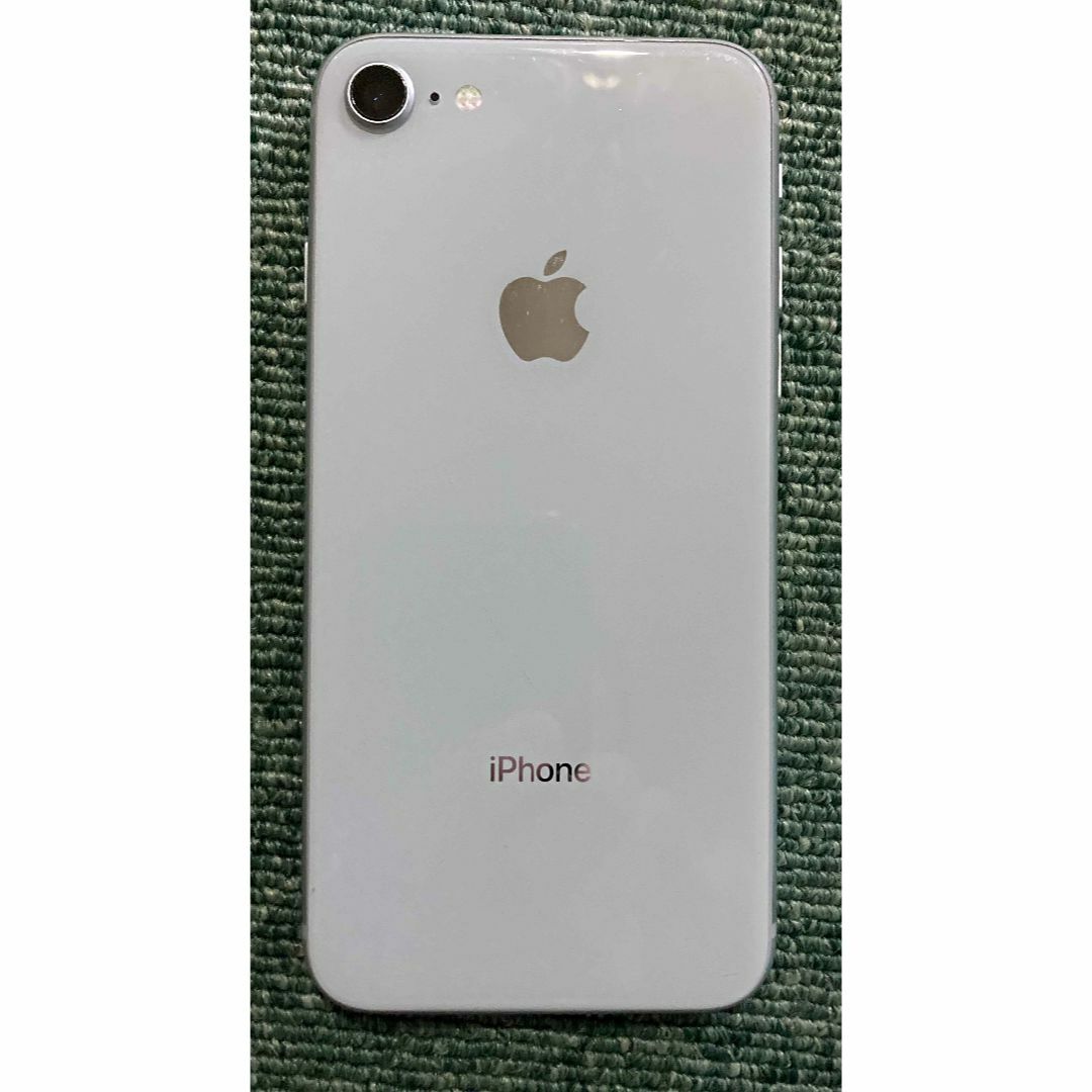 Apple(アップル)のiPhone8 SIMフリー256GB スマホ/家電/カメラのスマートフォン/携帯電話(スマートフォン本体)の商品写真