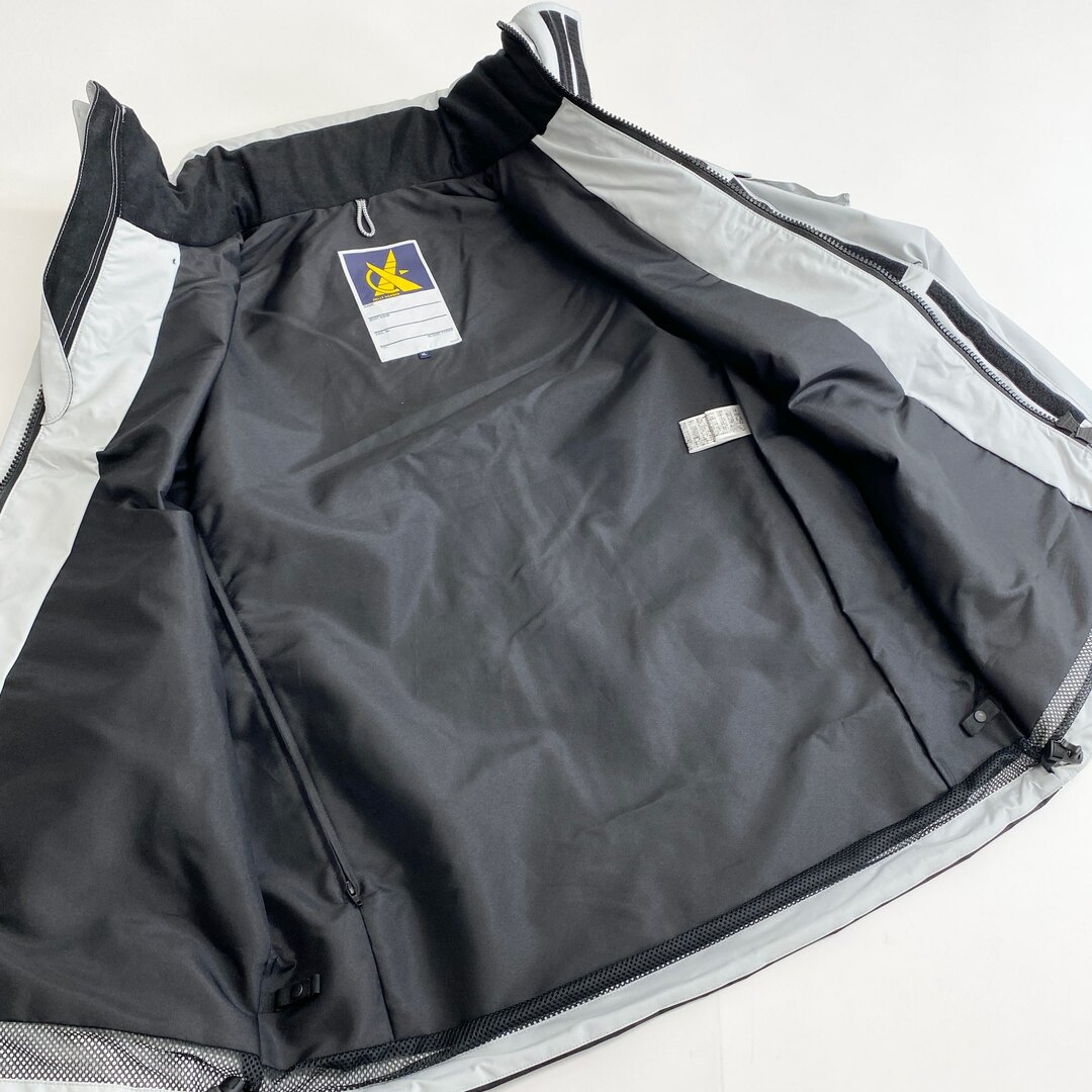 HELLY HANSEN(ヘリーハンセン)の72k11《新品》HELLY HANSEN ヘリーハンセン オーシャンフレイジャケット マウンテンパーカ XL ライトグレー HH11990 メンズのジャケット/アウター(マウンテンパーカー)の商品写真