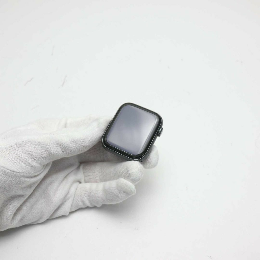 Apple(アップル)の超美品 Apple Watch Series6 44mm  ブラック スマホ/家電/カメラのスマホ/家電/カメラ その他(その他)の商品写真