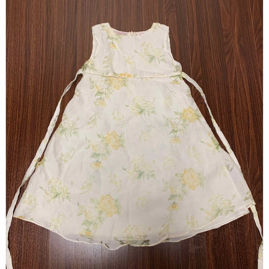 LAURA ASHLEY(ローラアシュレイ)のワンピース　ドレス キッズ/ベビー/マタニティのキッズ服女の子用(90cm~)(ワンピース)の商品写真