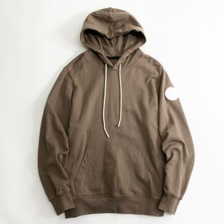 カナダグース(CANADA GOOSE)の72k11《極美品》イタリア製 CANADA GOOSE カナダグース フードパーカー スウェットパーカー ス ワッペン付き サイズLG ライトブラウン(パーカー)