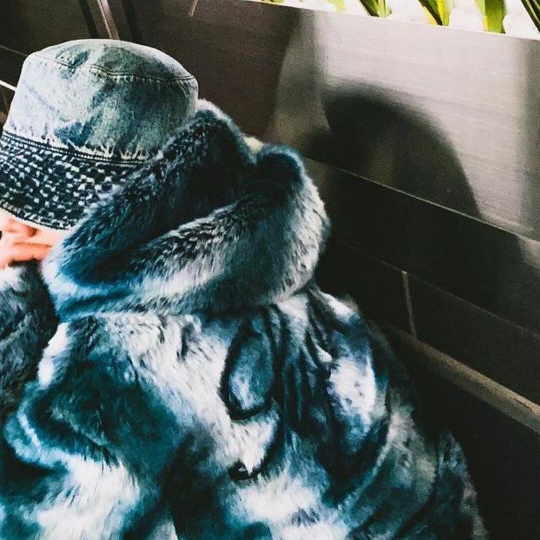 Supreme Faux Fur Reversible HoodedJacket Supreme Faux Fur Reversible HoodedJacket