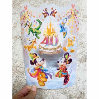 ディズニー(Disney)の東京ディズニーリゾート　40周年　チョコレートパフ　容器のみ(キャラクターグッズ)