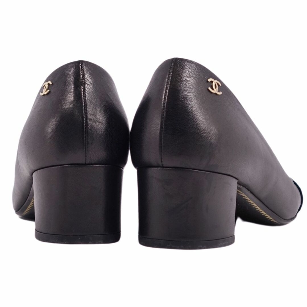 CHANEL(シャネル)のシャネル CHANEL パンプス ヒール キャップトゥ ココマーク ベロア カーフレザー シューズ レディース 38C ブラック レディースの靴/シューズ(ハイヒール/パンプス)の商品写真