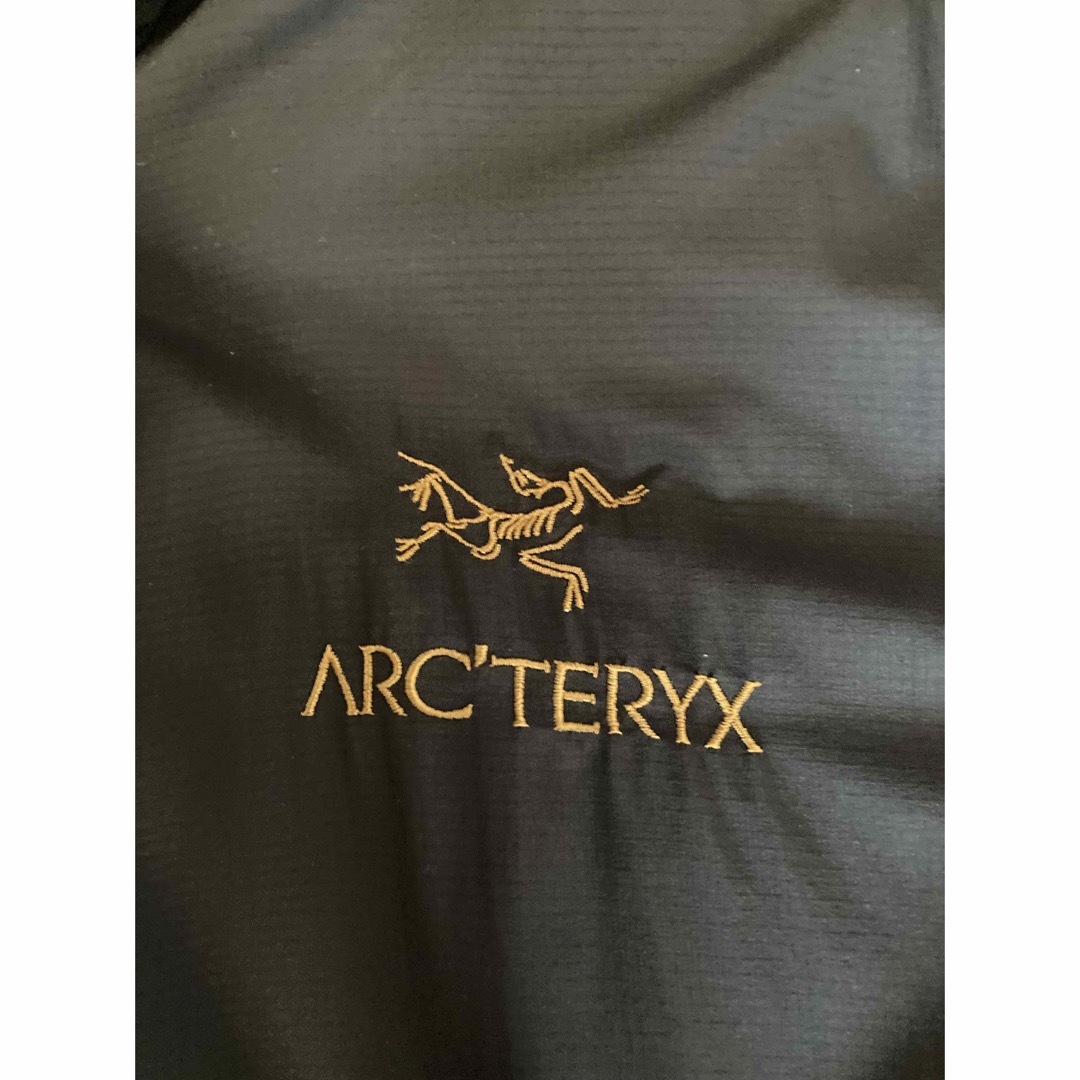 【美品　限定モデル】ARC’TERYX Atom LT Hoody  金刺繍　L