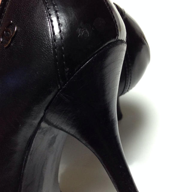 CHANEL(シャネル)のフェミニンpumps CC 23.5♡ レディースの靴/シューズ(ハイヒール/パンプス)の商品写真