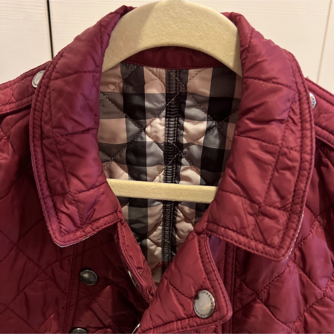 BURBERRY(バーバリー)の【バーバリー/BURBERRY】キルティングジャケット赤/ワインレッド/女の子 キッズ/ベビー/マタニティのキッズ服女の子用(90cm~)(ジャケット/上着)の商品写真