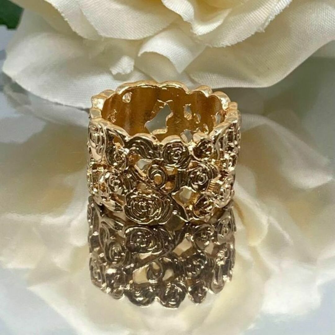 ゴールド リング 指輪 バラ フラワー アンティーク おしゃれ かわいい 10号 レディースのアクセサリー(リング(指輪))の商品写真