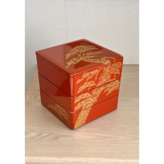 お重箱　三段　漆器　未使用品(容器)