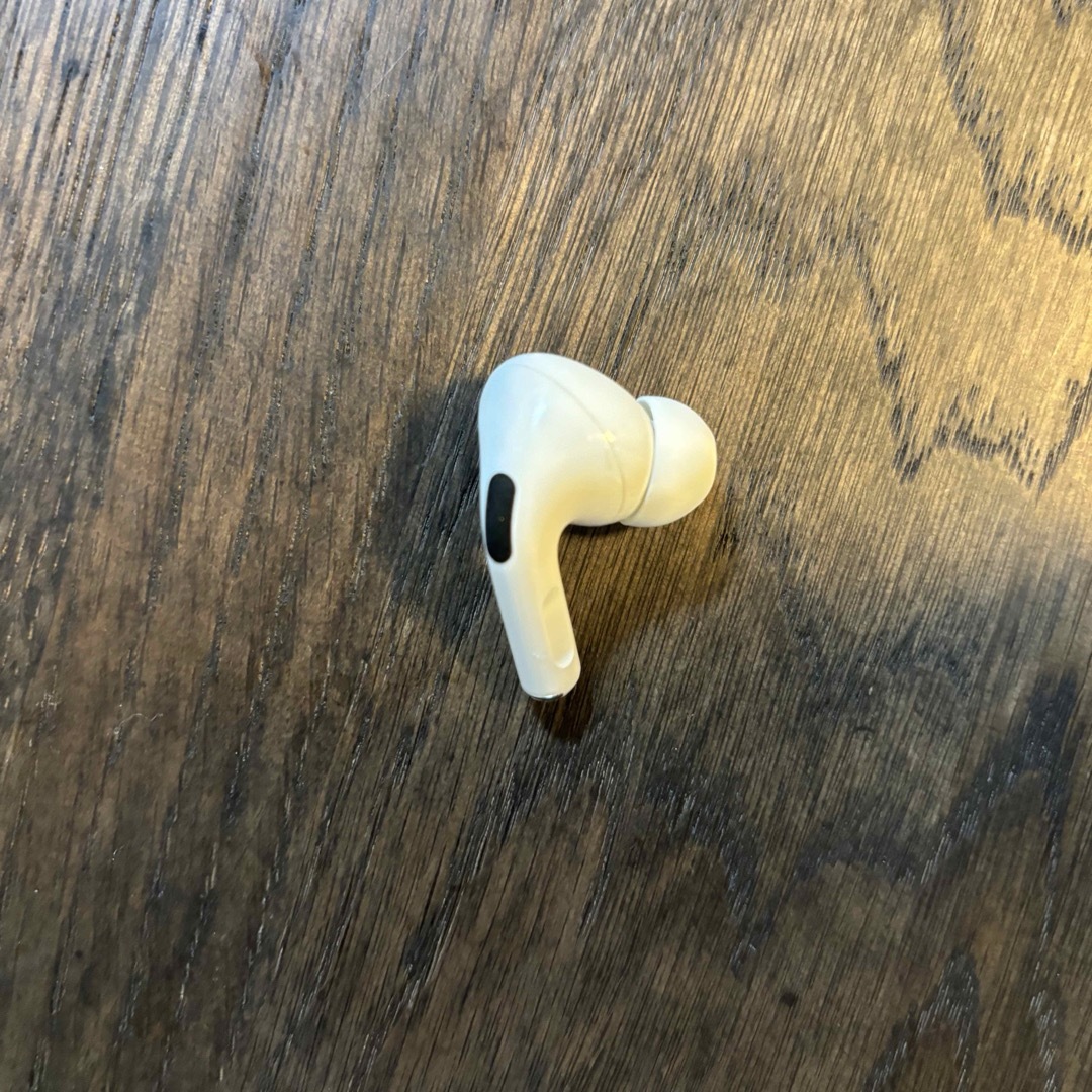 Apple - Apple AirPods Pro イヤホン 右耳 R 片耳 の通販 by ...