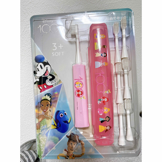 【新品】こどもハピカ電動歯ブラシセット　Disney100周年デザイン(歯ブラシ/歯みがき用品)