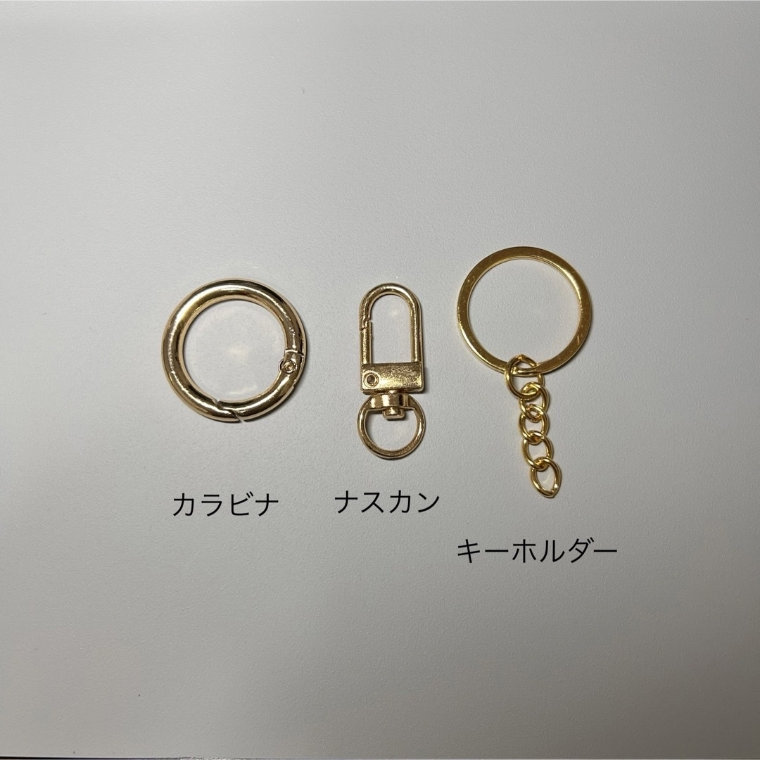 ハンドメイド 名前入り レジン キーホルダー 名前入り ネームタグ マグネット ハンドメイドのファッション小物(バッグチャーム)の商品写真