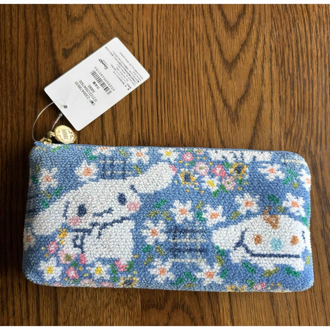 新品未使用☆フェイラー☆シナモロール☆ポーチ☆パニエドフルール