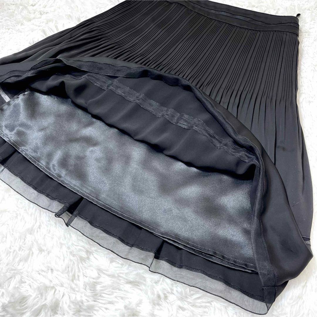 自由区(ジユウク)の極美品✨自由区　プリーツフレアスカート　膝丈　フォーマル　ブラック　36サイズ レディースのスカート(ひざ丈スカート)の商品写真