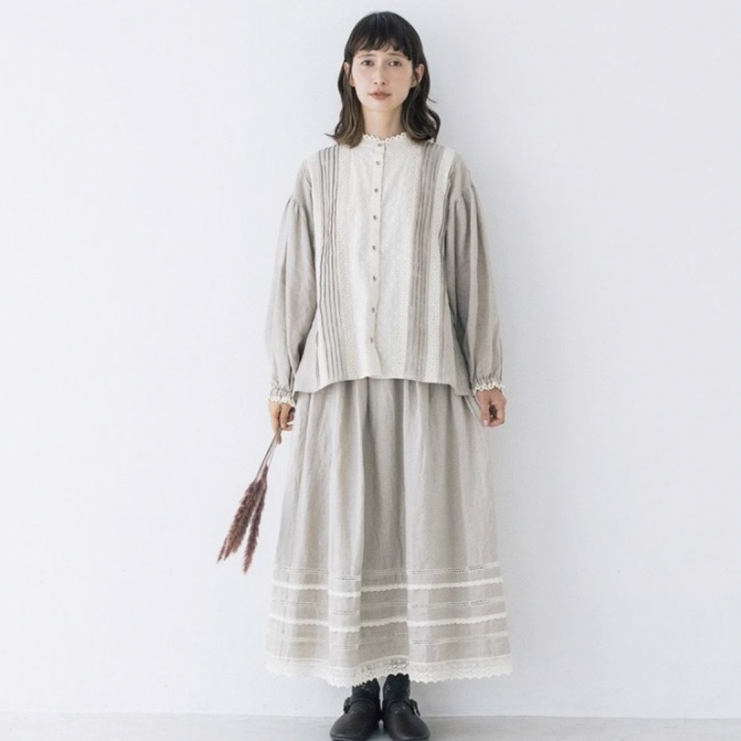 美品 サマンサモスモス kazumiコラボ ブラウス&スカートの 美品 サマンサモスモス kazumiコラボ ブラウス&スカートの