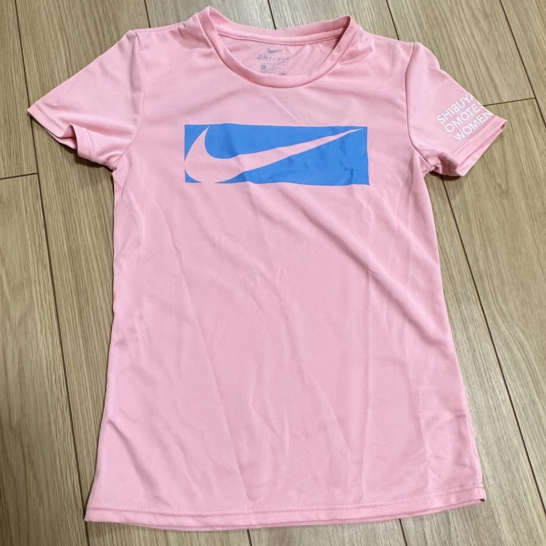 NIKE(ナイキ)のNIKE ランニングTシャツ スポーツ/アウトドアのランニング(ウェア)の商品写真